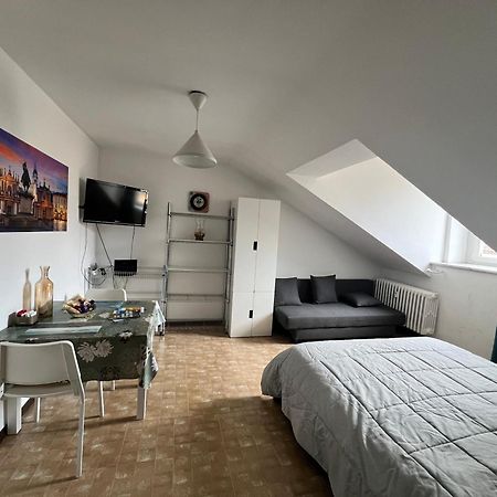 Sweet Apt Piazza Statuto 9 Nel Pieno Centro Di Torino Buitenkant foto